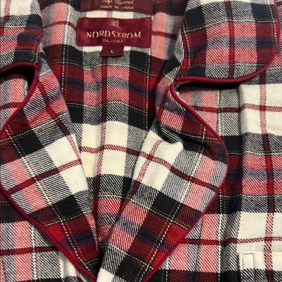 Nordstrom men’s large pajama shirt - Picture 3 of 4